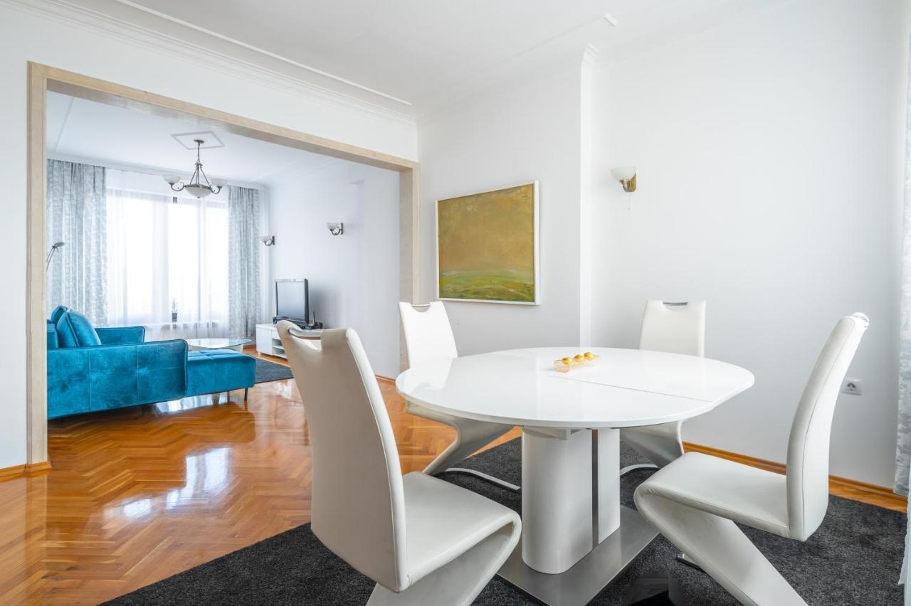 Vitosha Str 2Bd White & Blue Apt By Flat Mаnager Sófia Exterior foto